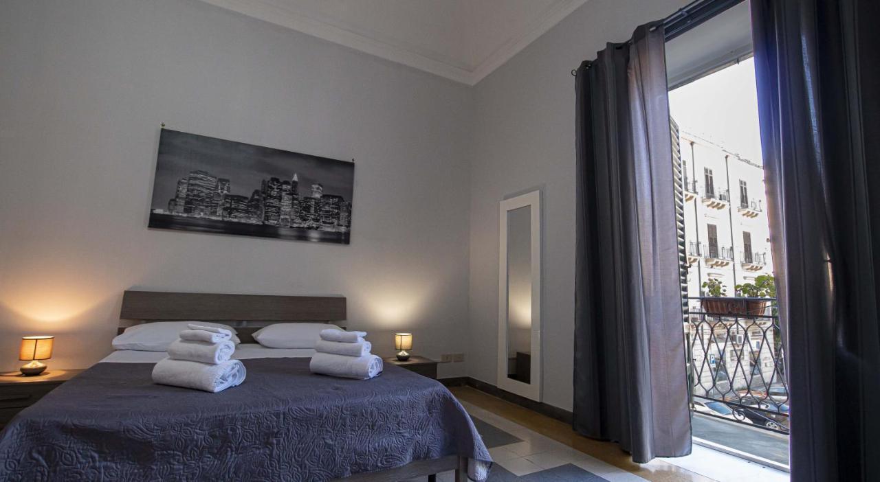 Giachi Friendly Rooms Alla Stazione Palermo Exterior photo