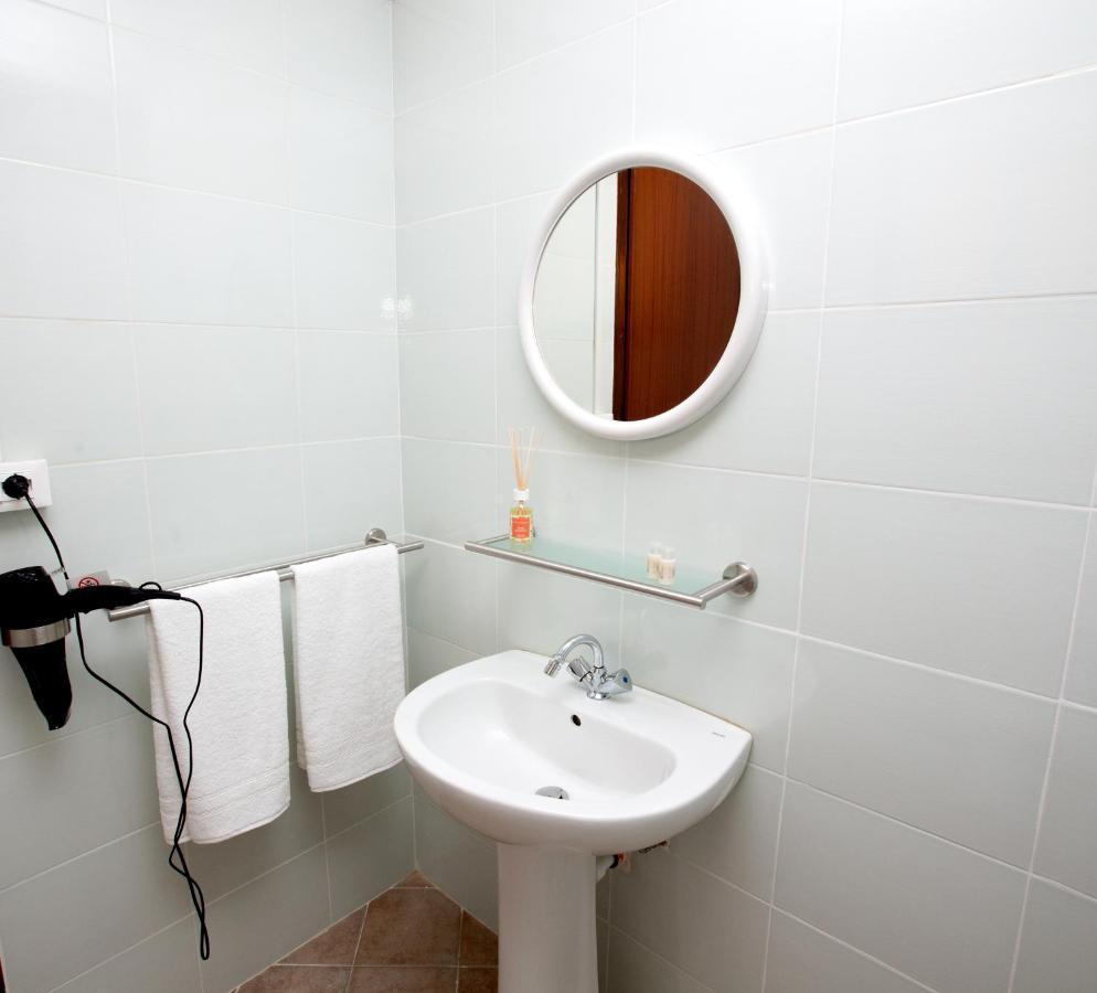 Giachi Friendly Rooms Alla Stazione Palermo Exterior photo